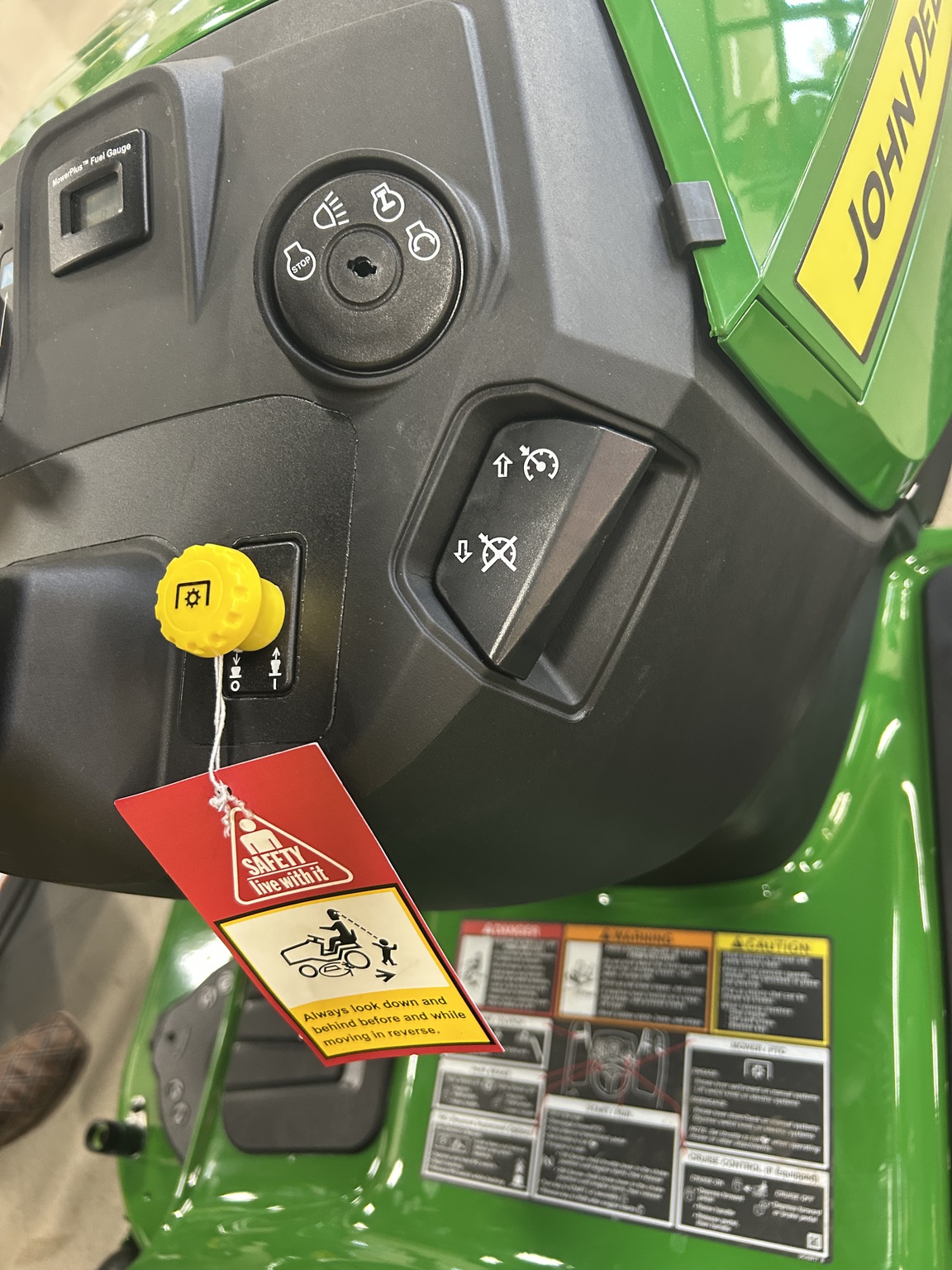 2026 John Deere S240 Image 10