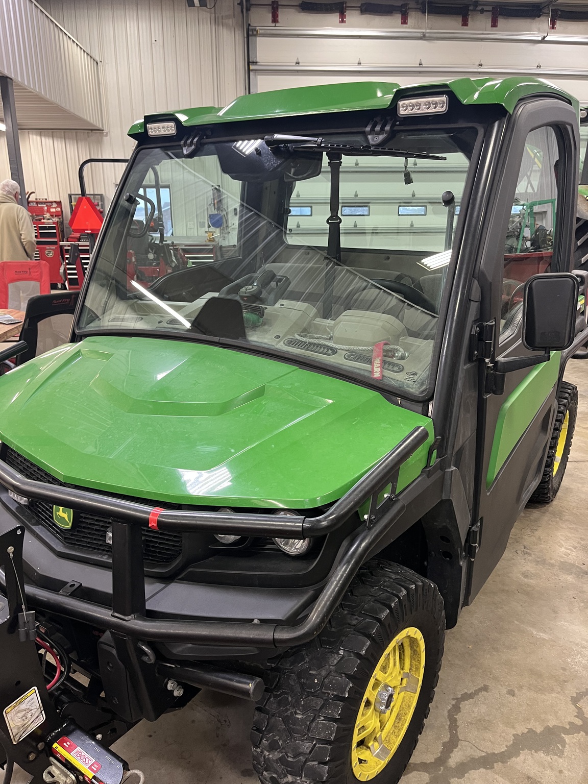  2022 John Deere XUV 835R at Heritage Tractor in Streator, IL