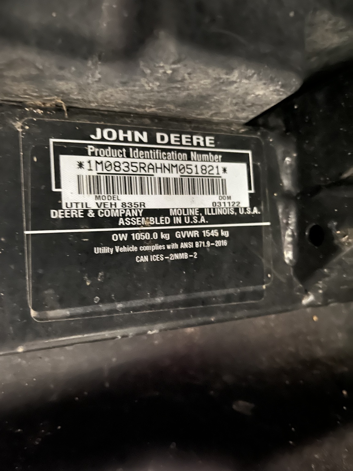  2022 John Deere XUV 835R at Heritage Tractor in Streator, IL