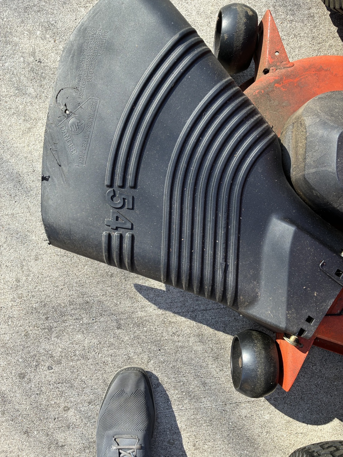 2017 Husqvarna LGT2654 Image 9