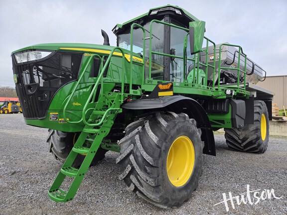 Photo of 2025 John Deere 800R