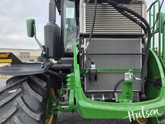 Photo of 2025 John Deere 800R