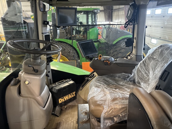 Used 2020 John Deere 9570R Articulated 4WD Tractors at Horizon Ag & Turf in St. Paul, AB - Photo2