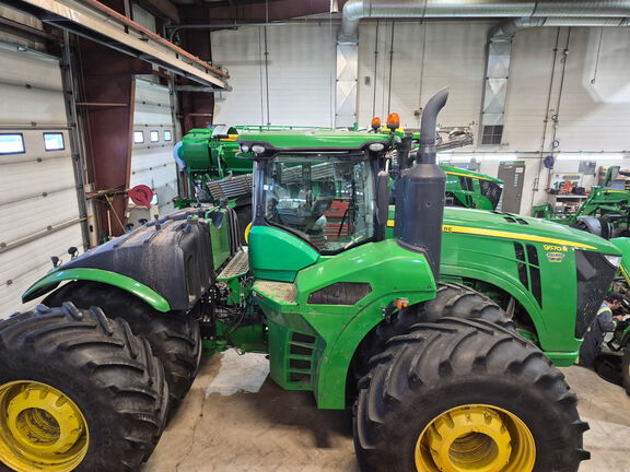 Used 2020 John Deere 9570R Articulated 4WD Tractors at Horizon Ag & Turf in St. Paul, AB - Photo3