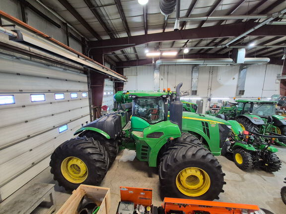 Used 2020 John Deere 9570R Articulated 4WD Tractors at Horizon Ag & Turf in St. Paul, AB - Photo4