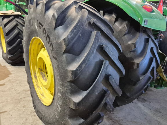 Used 2020 John Deere 9570R Articulated 4WD Tractors at Horizon Ag & Turf in St. Paul, AB - Photo5