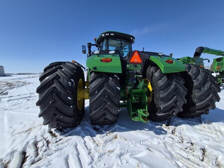 Used 2020 John Deere 9570R Articulated 4WD Tractors at Horizon Ag & Turf in St. Paul, AB - Photo5