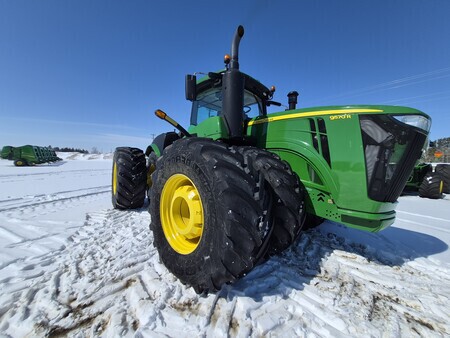 Used 2020 John Deere 9570R Articulated 4WD Tractors at Horizon Ag & Turf in St. Paul, AB - Photo8