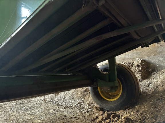 2001 John Deere 467