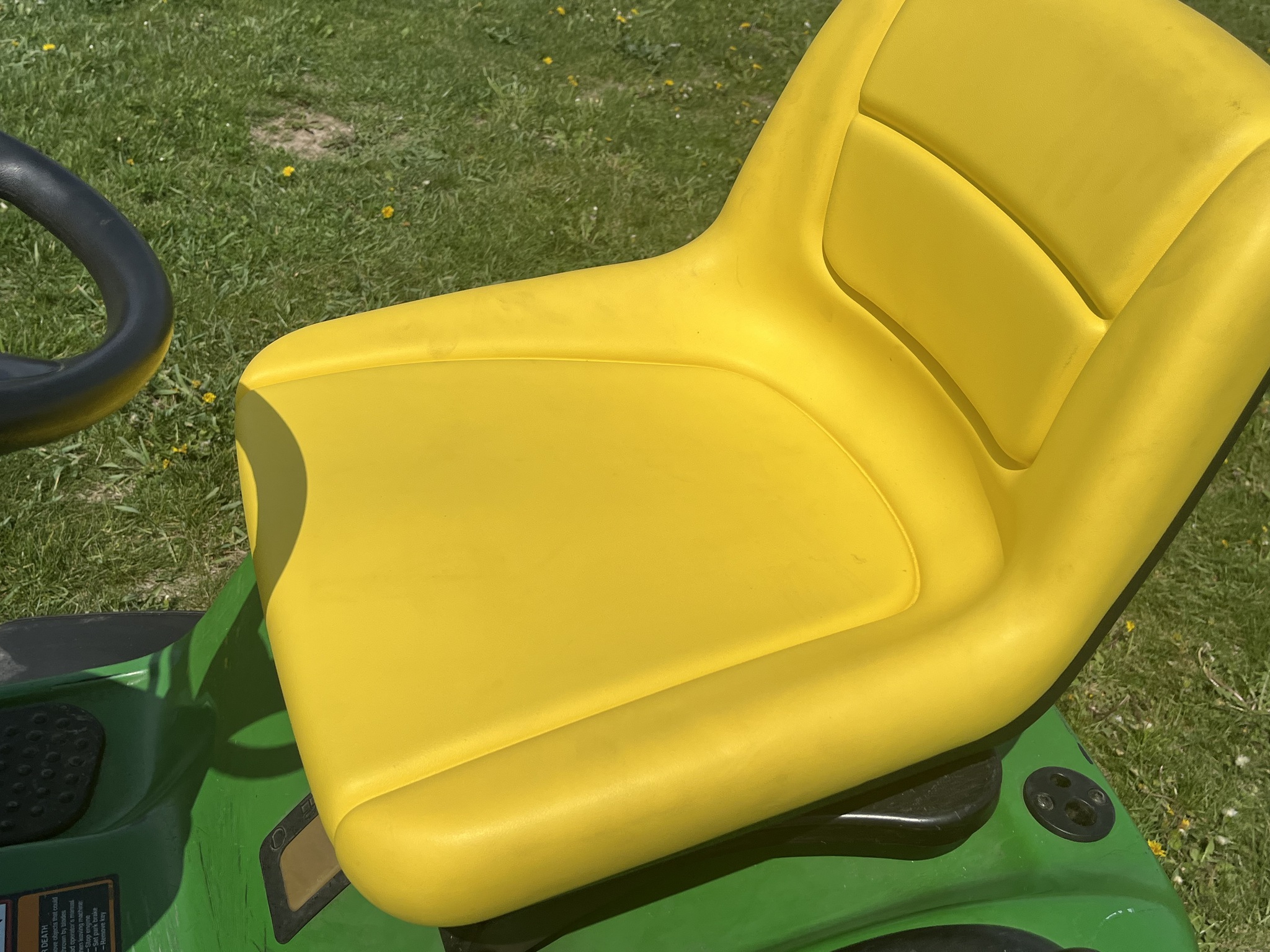 2003 John Deere L110 Image 7