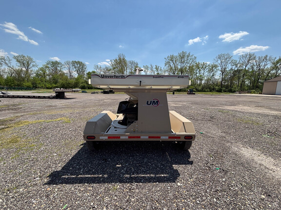 Used 2026 Unverferth 210 Seed Tenders at Koenig Equipment in Knightstown, IN - Photo2