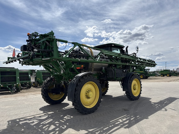 Used 2019 John Deere R4038 Self Propelled Sprayers at Horizon Ag & Turf in Lloydminster, AB - Photo6