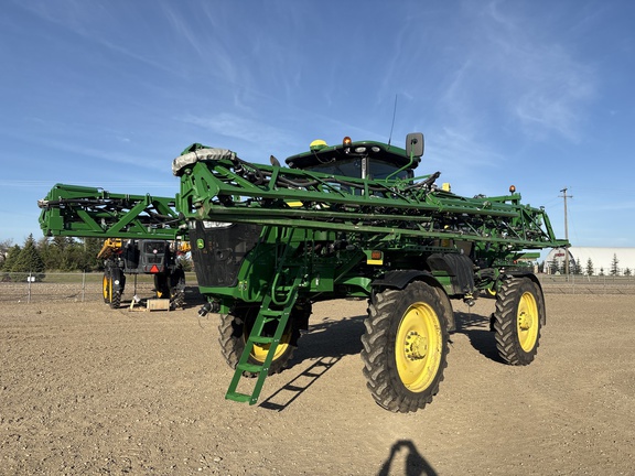 Used 2019 John Deere R4038 Self Propelled Sprayers at Horizon Ag & Turf in Lloydminster, AB - Photo2