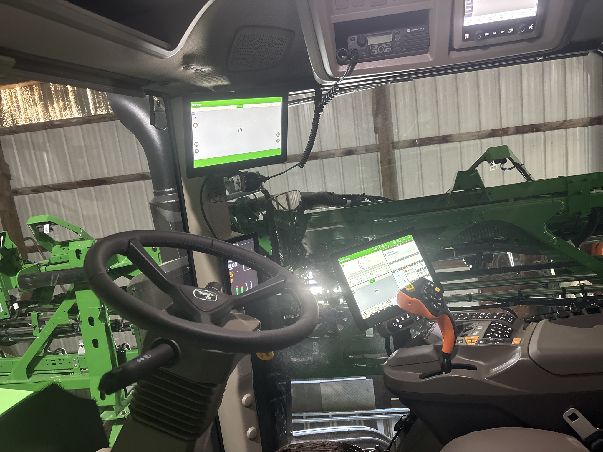 Used 2026 John Deere 410R Self Propelled Sprayers at Koenig Equipment in Urbana, OH - PhotoXL5