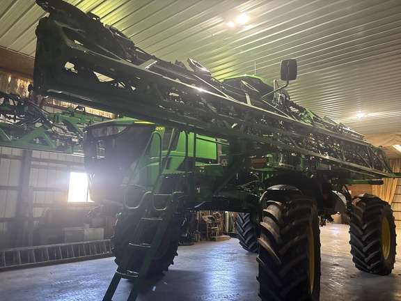 Used 2026 John Deere 410R Self Propelled Sprayers at Koenig Equipment in Urbana, OH - Photo6