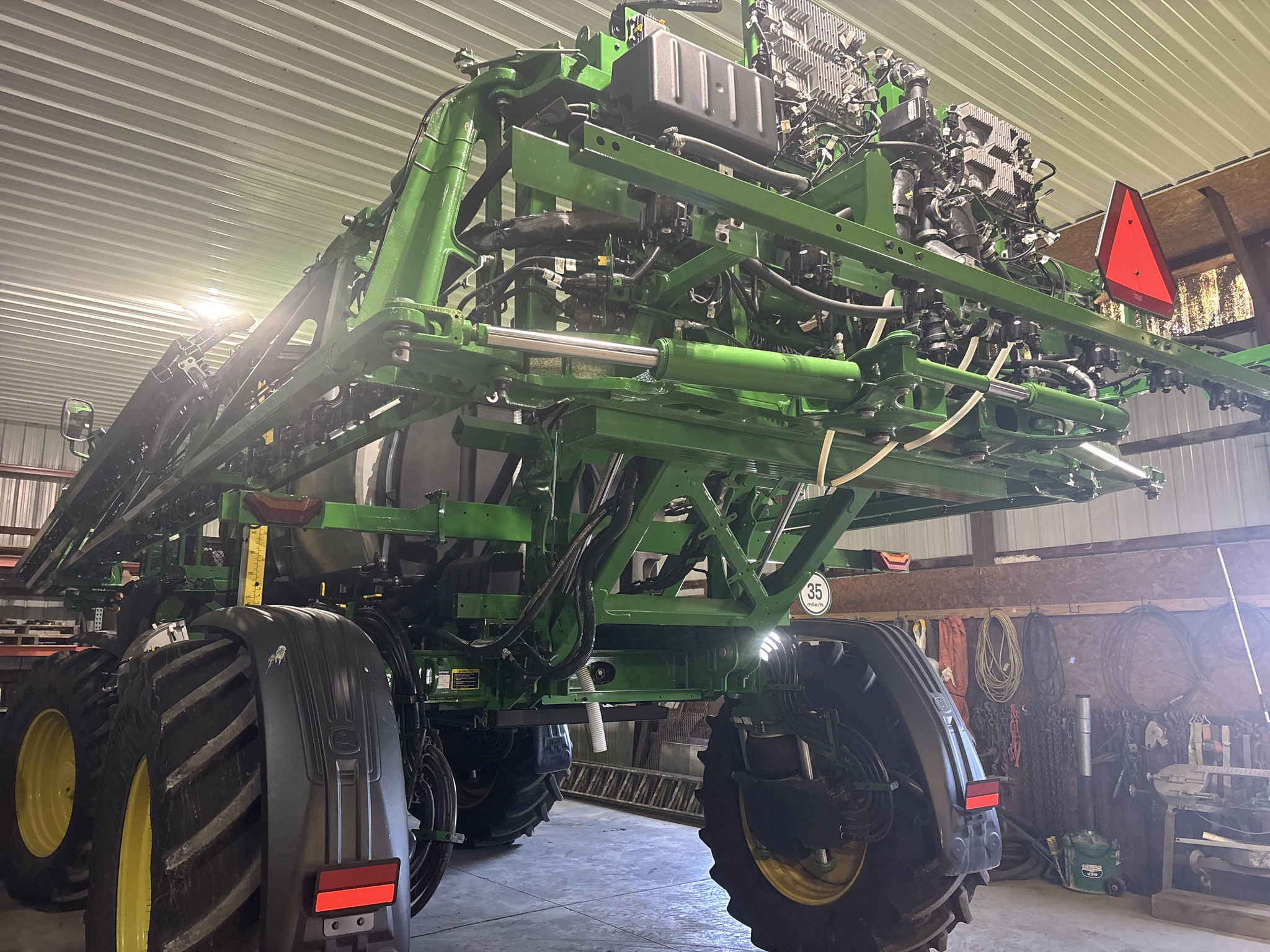 Used 2026 John Deere 410R Self Propelled Sprayers at Koenig Equipment in Urbana, OH - PhotoXL1