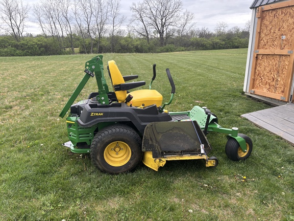 Used 2023 John Deere Z530M Zero Turn Mowers at Koenig Equipment in Oxford, OH - Photo5