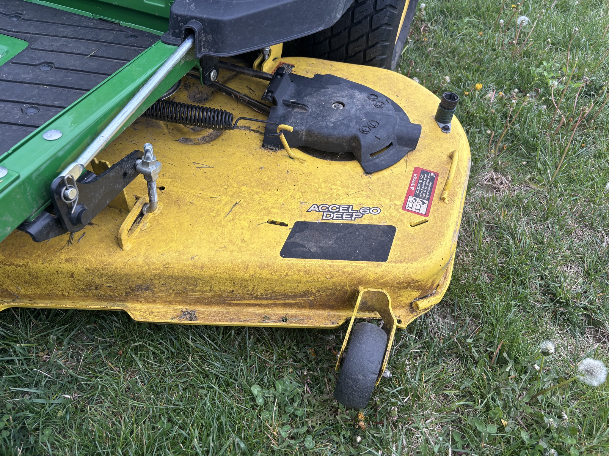 Used 2023 John Deere Z530M Zero Turn Mowers at Koenig Equipment in Oxford, OH - PhotoXL10