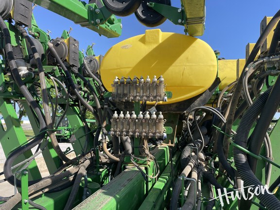 Photo of 2019 John Deere 1795
