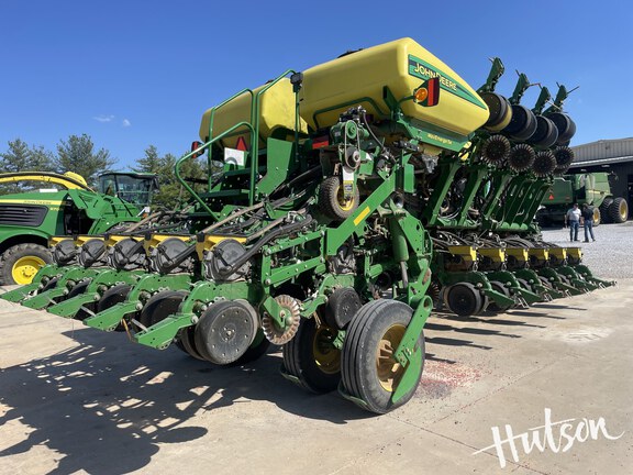 Photo of 2019 John Deere 1795