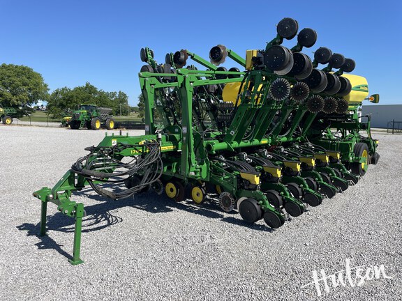 Photo of 2019 John Deere 1795