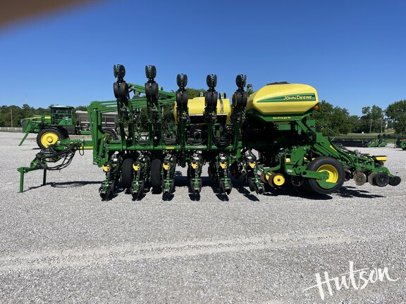 Photo of 2019 John Deere 1795