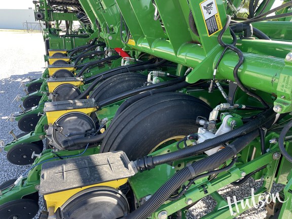 Photo of 2019 John Deere 1795