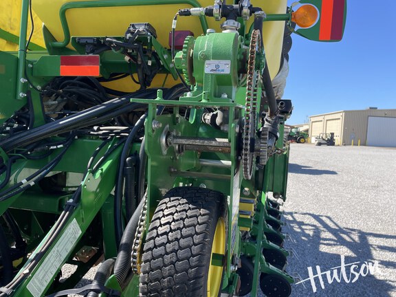 Photo of 2019 John Deere 1795