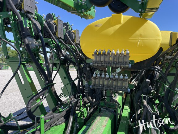 Photo of 2019 John Deere 1795