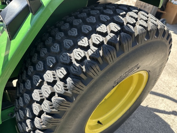 2000 John Deere 4100 - Photo21