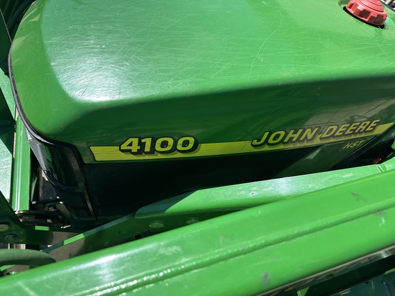 2000 John Deere 4100 - Photo17