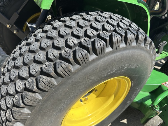 2000 John Deere 4100 - Photo11