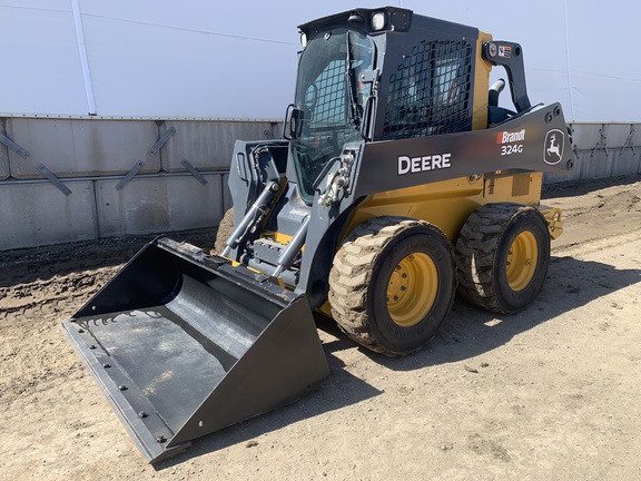 Photo of a 2024 John Deere 324G