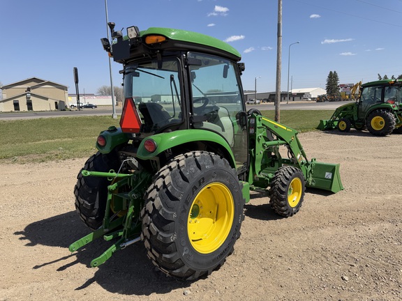  John Deere 4066R - Photo3