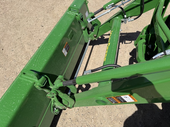  John Deere 4066R - Photo17