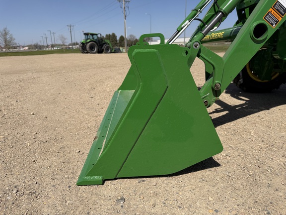  John Deere 4066R - Photo18