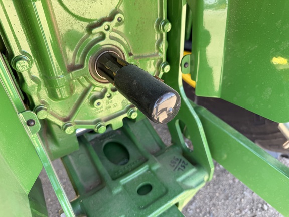  John Deere 4066R - Photo26