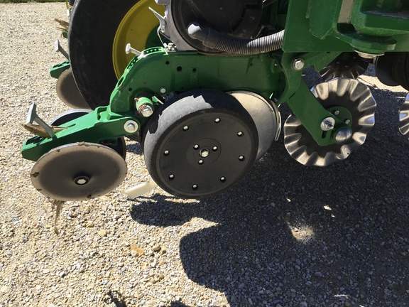 2025 John-Deere 1795