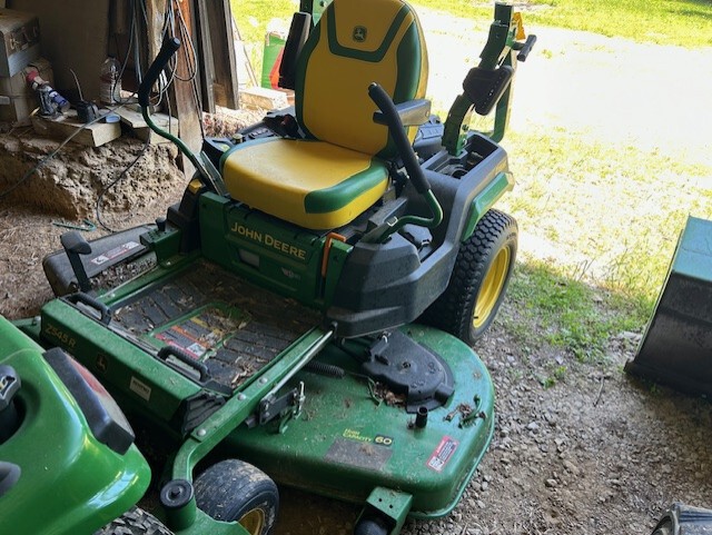 Used 2024 John Deere Z545R Zero Turn Mowers at Koenig Equipment in Bloomington, IN - PhotoXL0