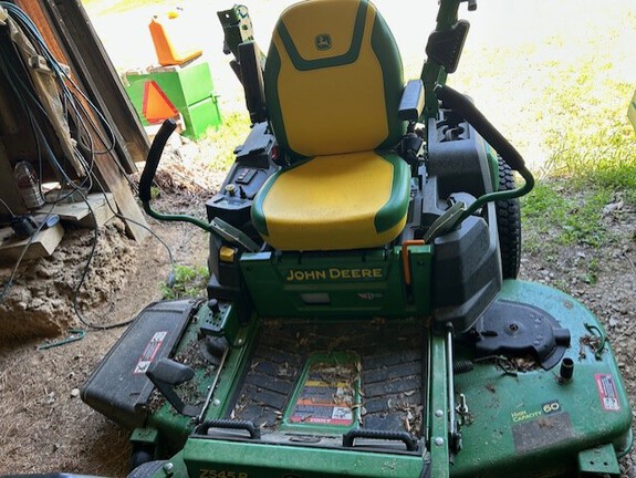 Used 2024 John Deere Z545R Zero Turn Mowers at Koenig Equipment in Bloomington, IN - Photo1