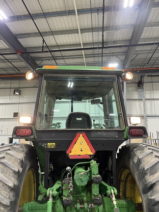 1992 John Deere 4760 (39th thumbnail)