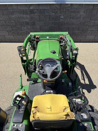 Used 2010 John Deere 2520 Compact Utility Tractors at Horizon Ag & Turf in Edmonton South, AB - Photo8