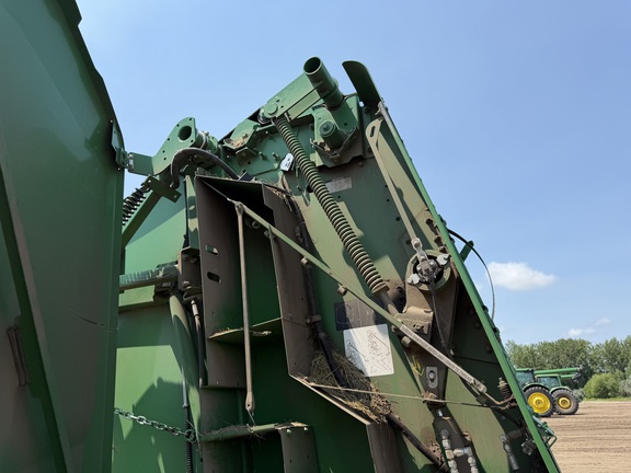 2018 John Deere 560M - Photo25