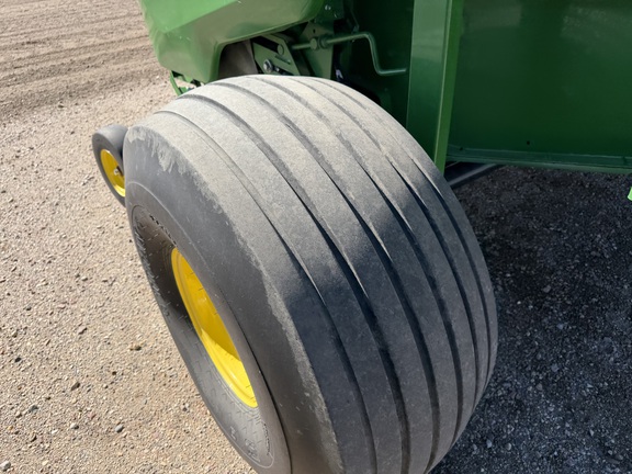 2018 John Deere 560M - Photo13