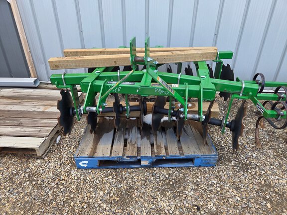 Photo of a 2024 Frontier TM1173