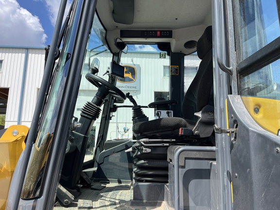 2021 John Deere 324L