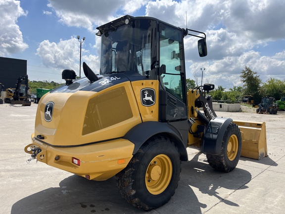 2021 John Deere 324L