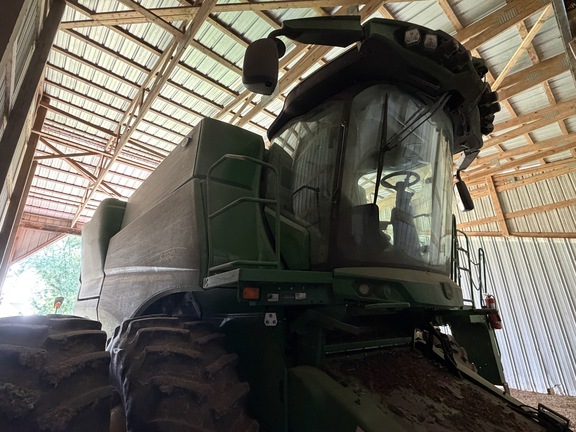 Photo of 2022 John Deere S780