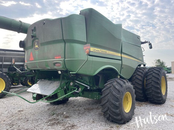 Photo of 2022 John Deere S780