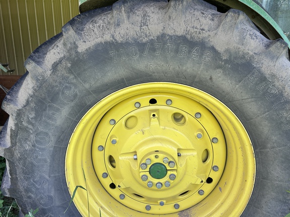 Used 2011 John Deere 7230R Row Crop Tractors at Horizon Ag & Turf in Barrhead, AB - Photo17